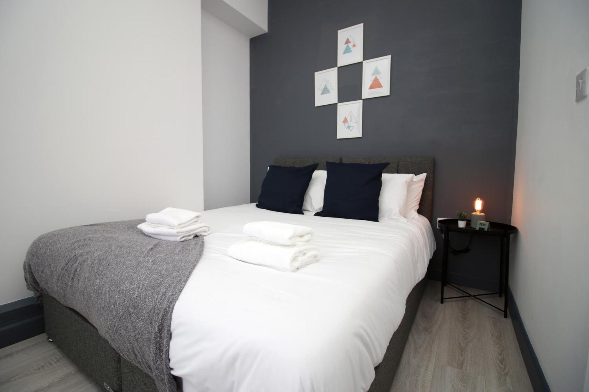 Fully Equipped Kitchen, Parking, City Centre Swansea Extérieur photo