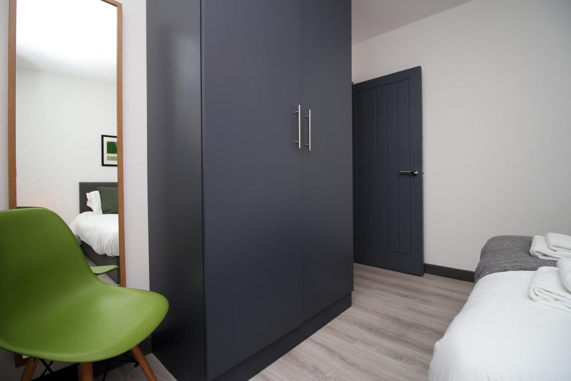 Fully Equipped Kitchen, Parking, City Centre Swansea Extérieur photo